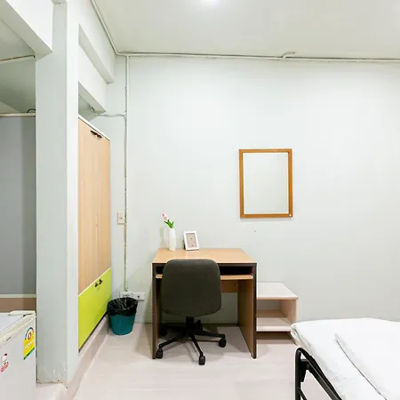 Freesia Saladaeng Silom Apartments Bangkok Exterior photo
